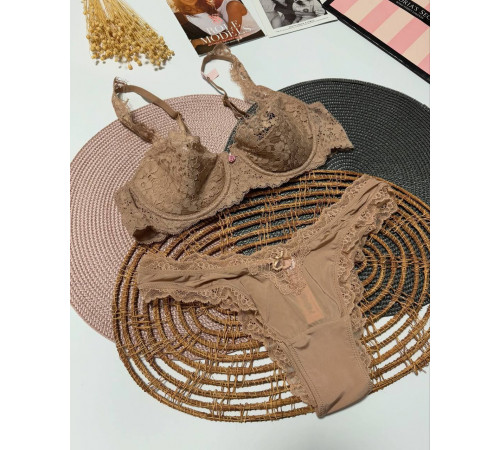 Розкішний мереживний бюстгальтер з колекціі Dream Angels
