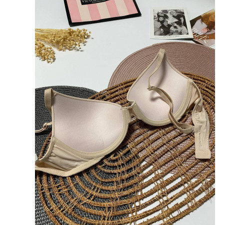 Бюстгальтер з колекціі Pink з Push up Бюстгальтер з колекціі Pink з Push up