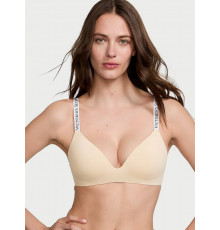 Бюстгальтер з колекції Wireless Victorias Secret