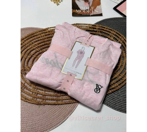 Затишна піжамка з лімітованоі колекціі Victorias Secret