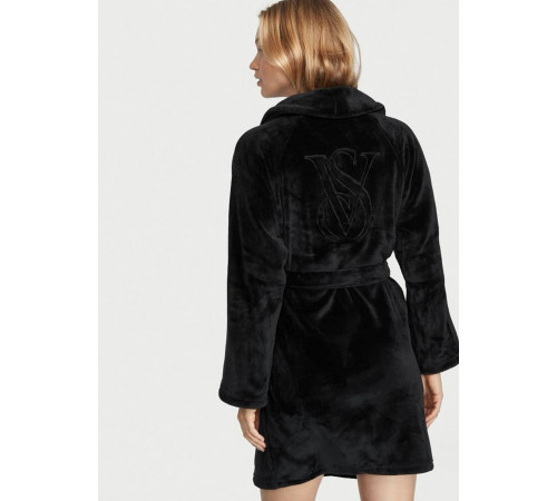 Ідеальний плюшевий халат Victoria’s Secret