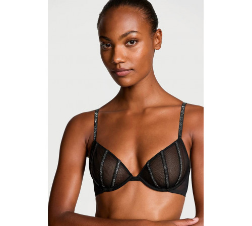 Спокусливий комплект з колекціі Very Sexy, оздоблений стразами VS