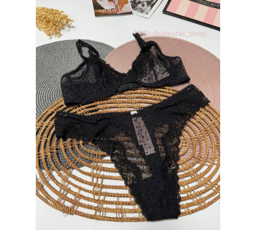 Розкішний комплект з колекціі Tease Victorias Secret Розкішний комплект з колекціі Tease Victorias Secret