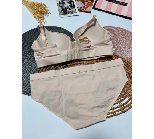 Чарівний комплект Victorias Secret