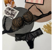 Розкішний комплект білизни від Victorias Secret