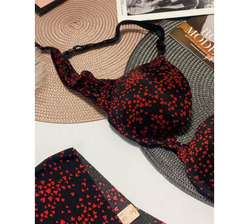 Комплектик Victorias Secret з сердечками Комплектик Victorias Secret з сердечками