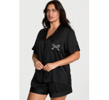 Сатинова піжама з лімітованої колекції Victoria’s Secret