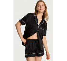 Сатинова піжама з шортиками від Victoria’s Secret