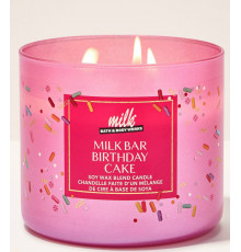 Ароматична свічка з 3 гнітами від Bath&Body Works Milk Bar Birthday Cake