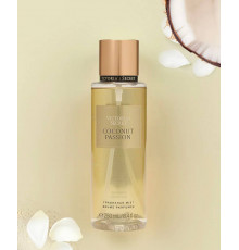 Спрей для тіла Coconut Passion від Victorias Secret