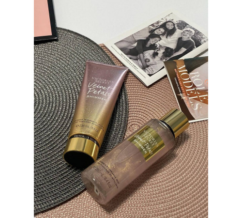 Спрей для тіла Velvet Petals Shimmer