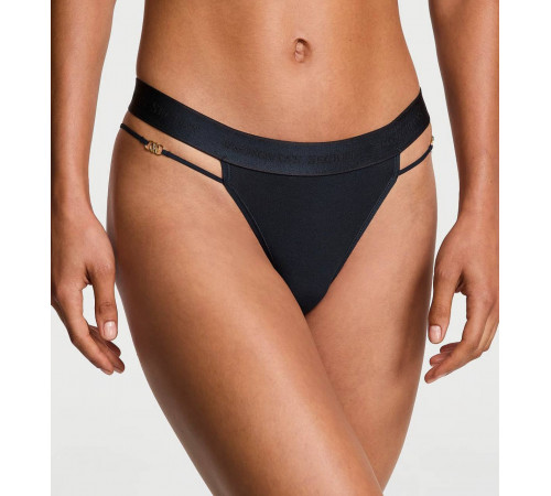 Бавовняні стрінги в новому дизайні Victoria’s Secret Бавовняні стрінги в новому дизайні Victoria’s Secret